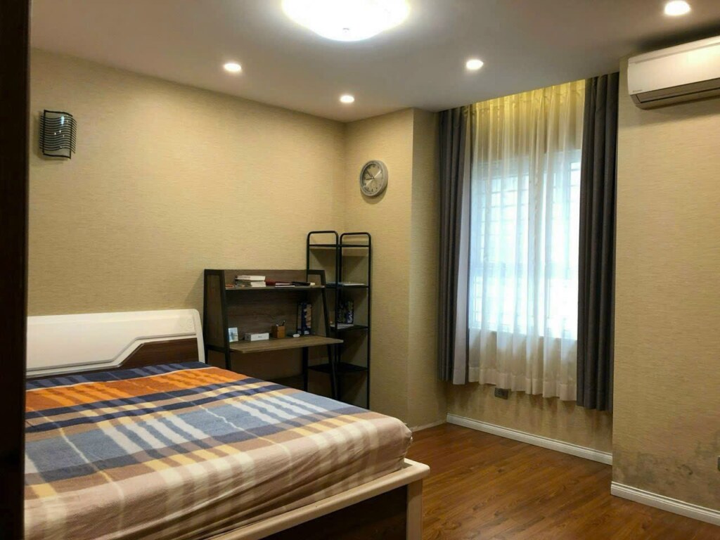 4 Bedroom Fully Furnished Apartment For Rent At Golden Palace Me Tri 512 01