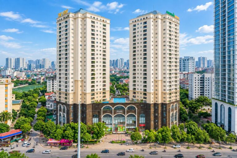 The Light To Huu Dai Mo Hanoi