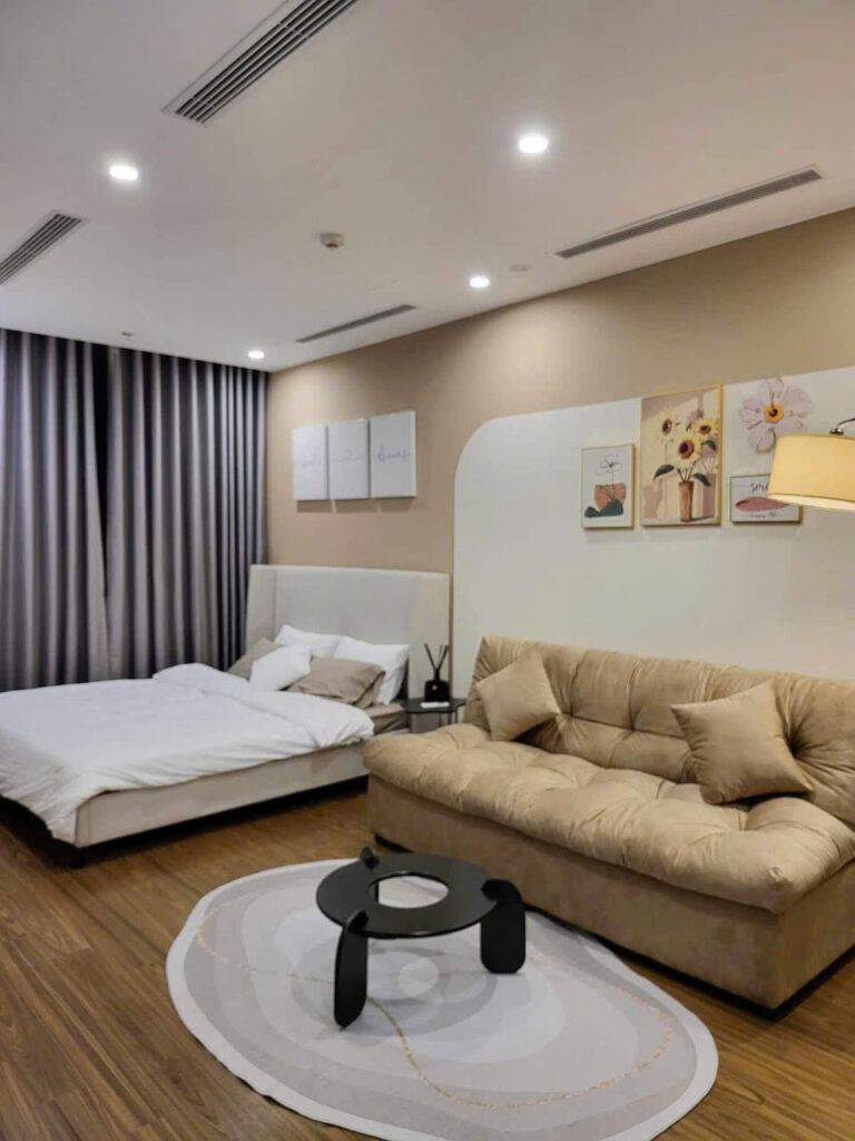 Fully Furnished 1 Bedroom Studio For Rent At Vinhomes West Point 559 01