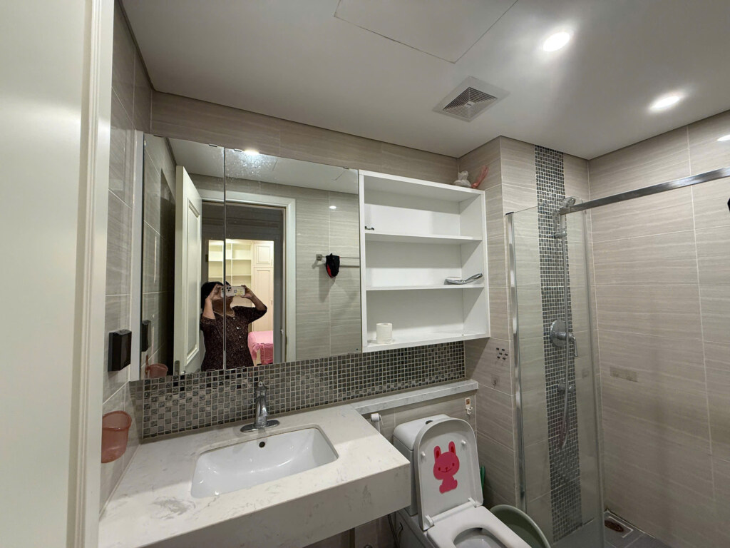 Fully Furnished 2 Bedroom 2 Bathroom Apartment For Rent At Florence My Dinh 571 03
