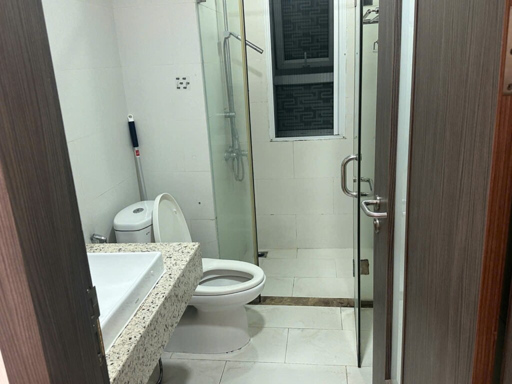 Fully Furnished 2 Bedroom Apartment For Rent At Golden Palace Me Tri 526 02