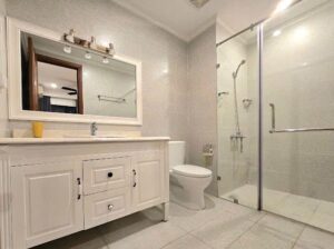 Fully Furnished 2 Bedroom Apartment For Rent At The Emerald Ct8 539 03