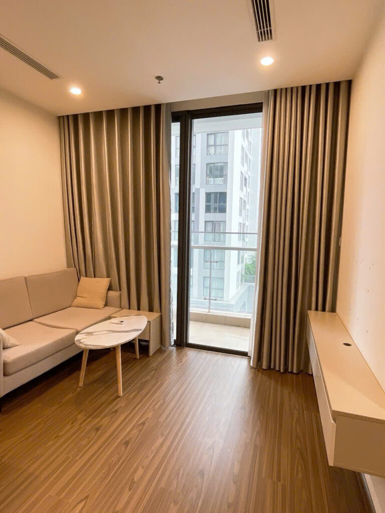 Fully Furnished 2 Bedroom Apartment For Rent At Vinhomes West Point 546 01