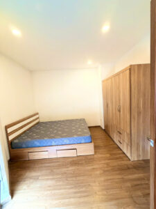 Fully Furnished 3 Bedroom Apartment For Rent At The Emerald 03