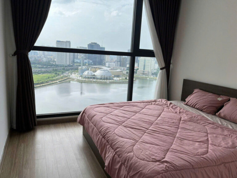 Fully Furnished 3 Bedroom Apartment For Rent At Vinhomes Skylake 418 05