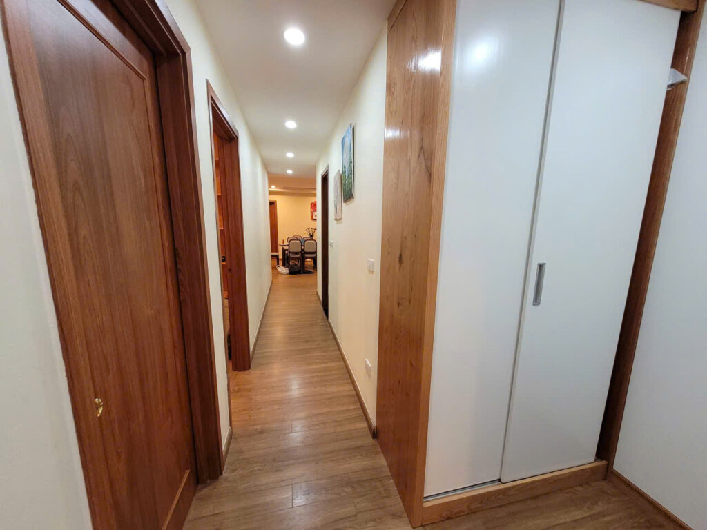 Spacious 4 Bedroom Fully Furnished Apartment At The Emerald For Rent 02