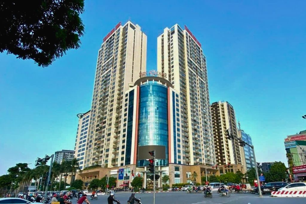 Sun Square 01