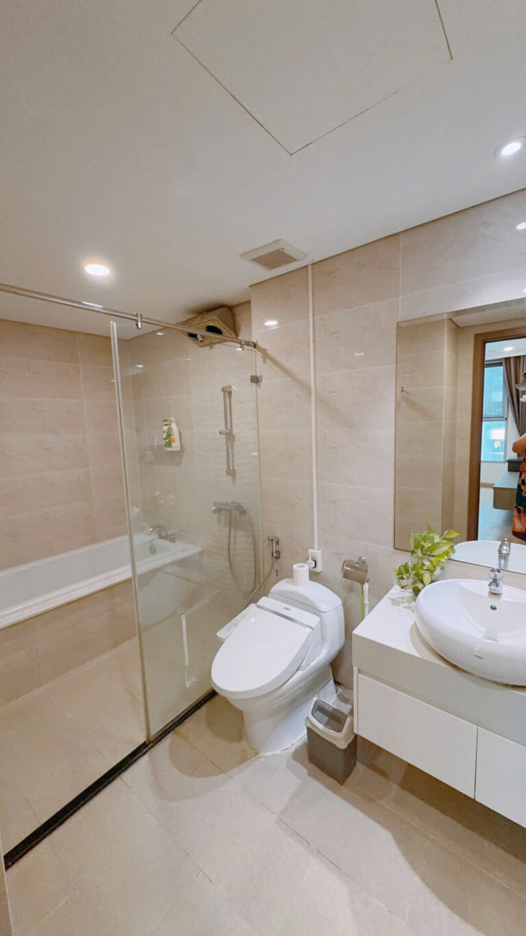 2-Bedroom Fully Furnished Apartment for Rent in Vinhomes Gardenia (78m2, Bathroom with Bathtub) 01