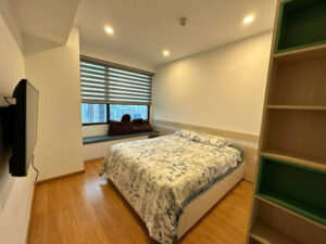 Fully Furnished 1-Bedroom Apartment for Rent at Vinhomes D’Capitale 43m2 02